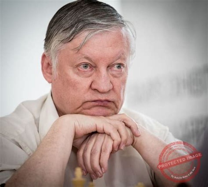 Anatoly Karpov Bio, Wiki, Age, Height, Wife, Family, Garry Kasparov, Books and Net Worth