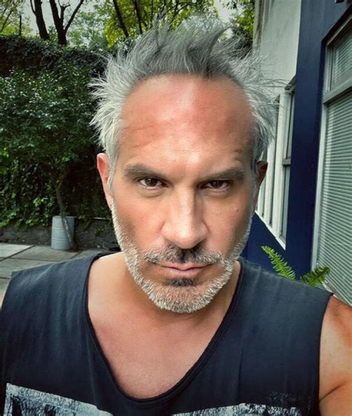 Arath de la Torre Bio, Wiki, Age, Height, Parents, Wife, Plan V, and Net Worth