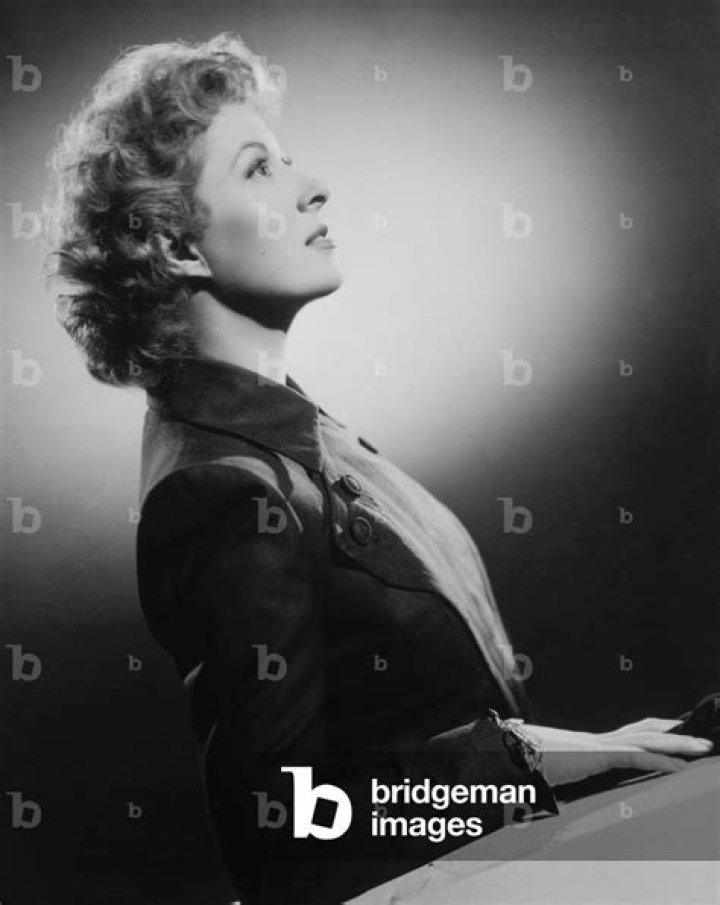 Greer Garson Net Worth, Income, Salary, Earnings, Biography