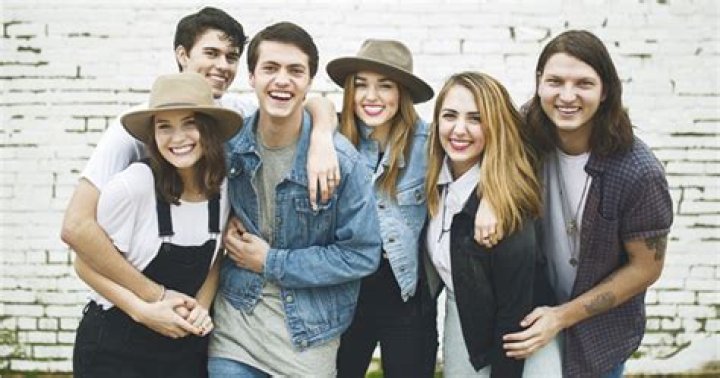 Is Asa Howard Related To Sadie Robertson? Relationship Explored