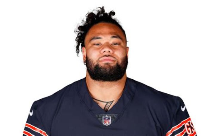 Khyiris Tonga Salary, Net Worth, Number, Draft, High School, Contract, Age, PFF, Wiki