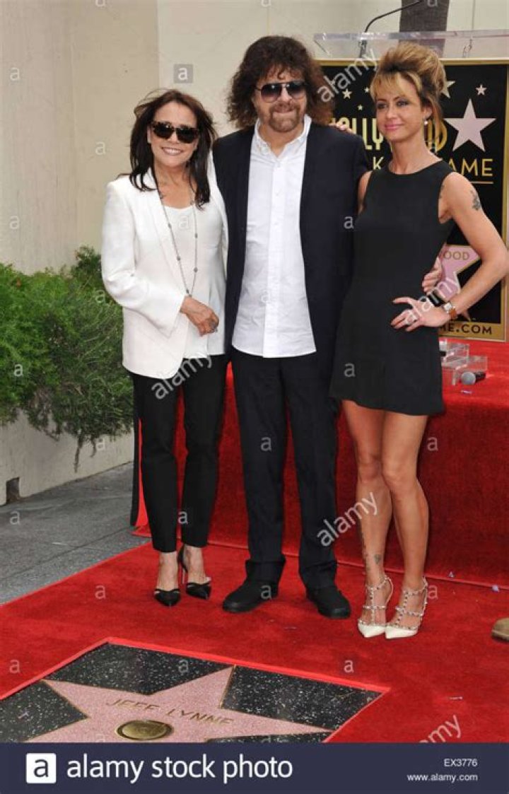 Kiefer Sutherland first wife: Who is Camelia Kath?