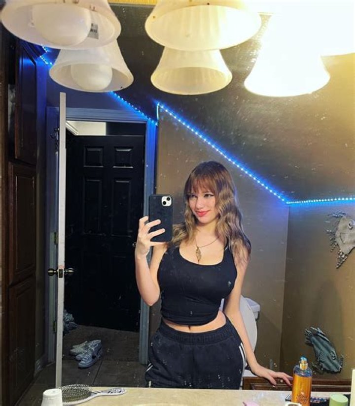Mikah Lynn (TikTok Star) Biography, Age, Boyfriend, Height, Net Worth