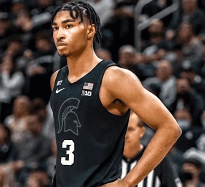 NCAA: Who Are Jaden Akins Parents Jerome Akins and April Simmons? Age Gap And Family Ethnicity