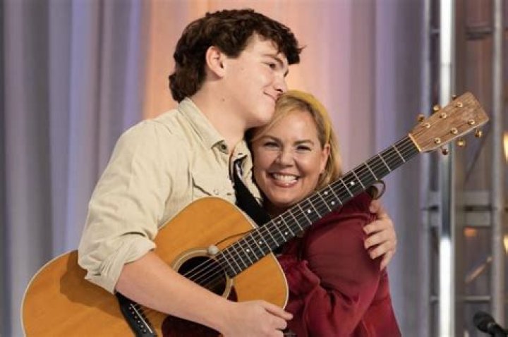 Noah Davis American Idol – Age, Height, Parents, Girlfriend, Family, Birthday