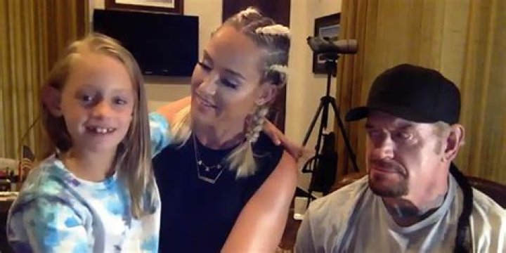 Sara Calaway: WWE, Kids, Stalker, Divorce & Net Worth
