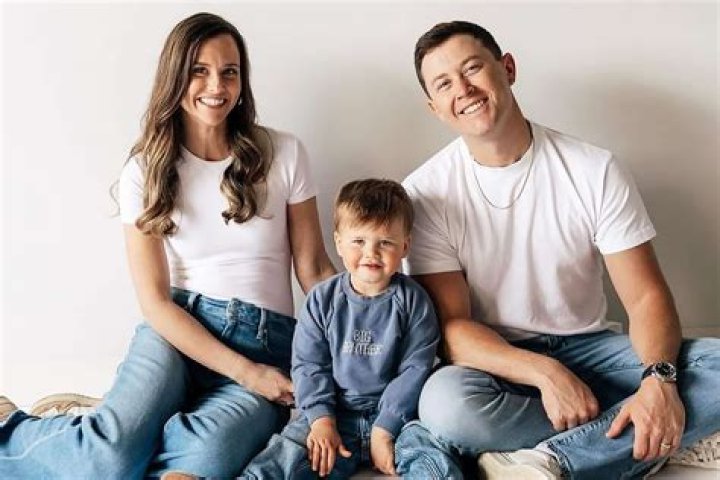 Scotty McCreery Biography, Age, Height, Spouse, Album, American Idol and Net Worth