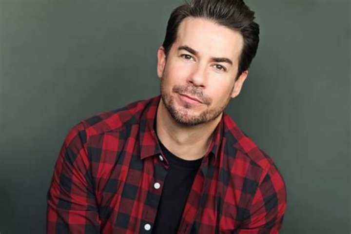Who is Homm9k On TikTok? Age Real name and Instagram Bio